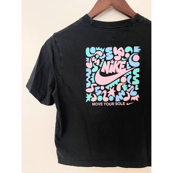 NIKE Kids Black Loose Fit Graphic Tee Move Your Sole Pink Logo Size M - Picture 5 of 8